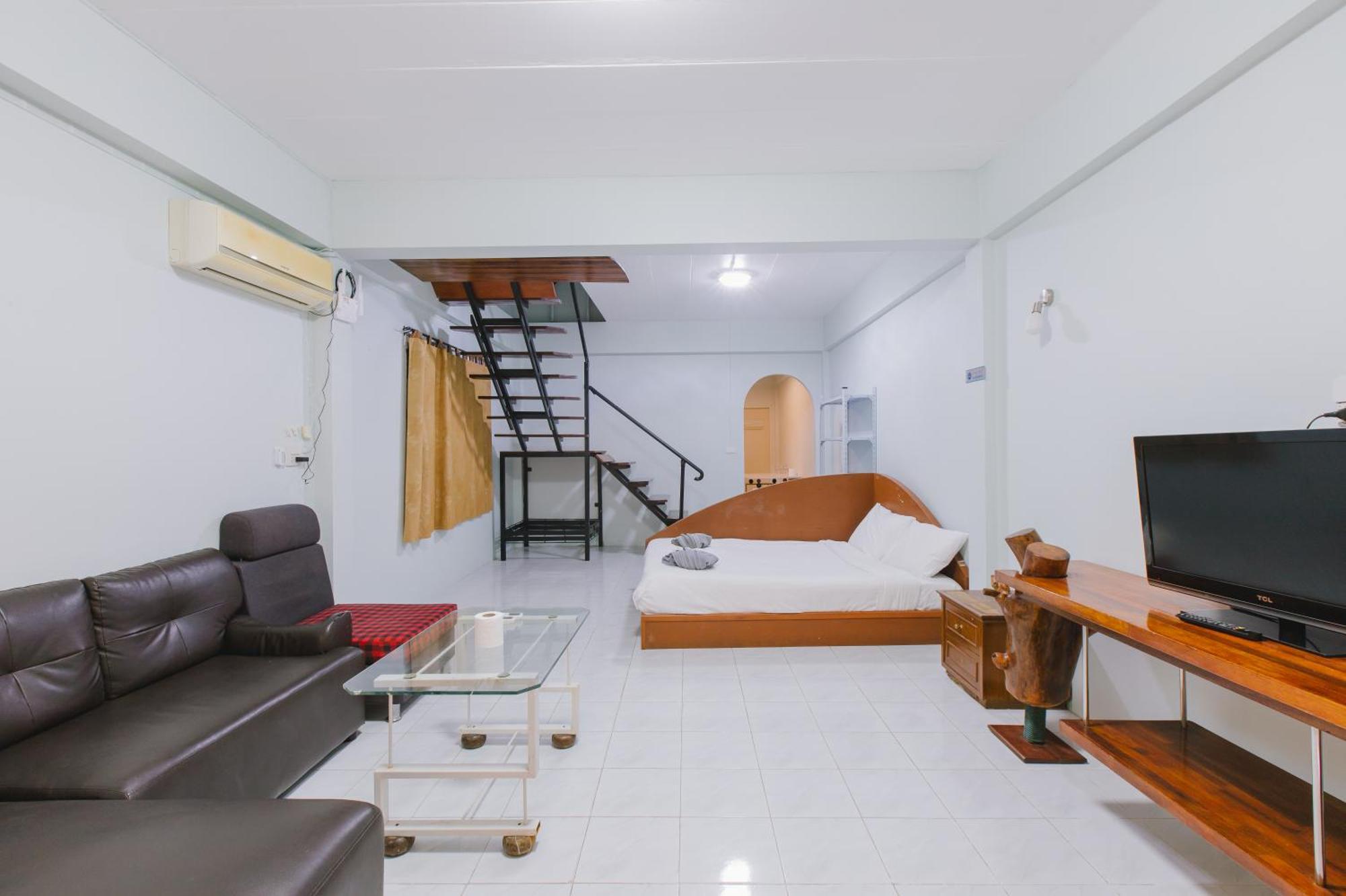 Royal Prince Residence Patong Buitenkant foto