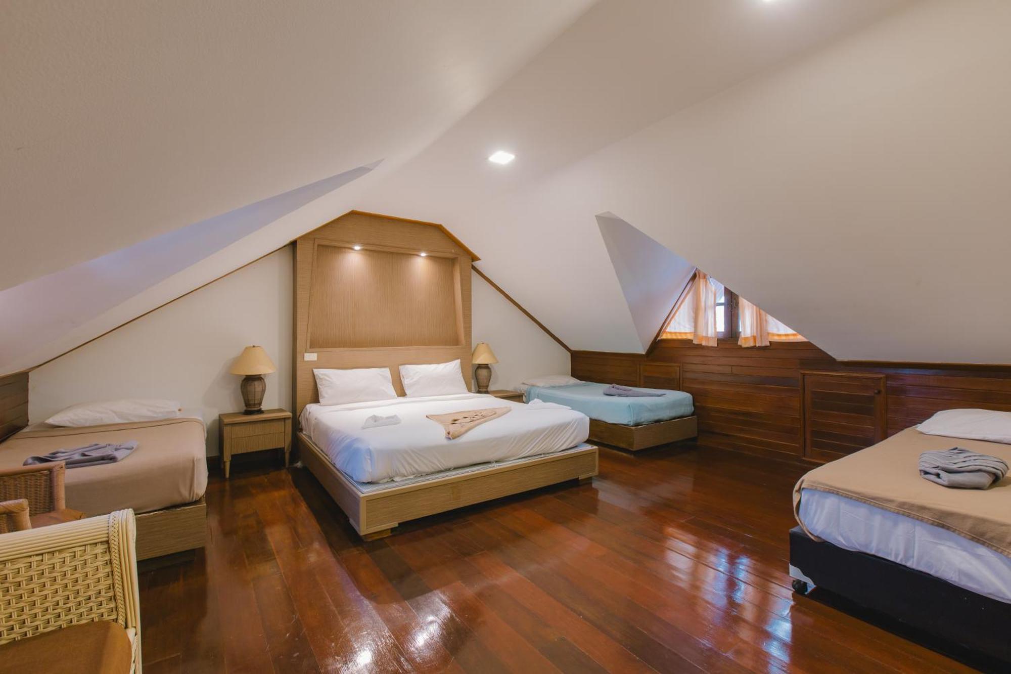 Royal Prince Residence Patong Kamer foto
